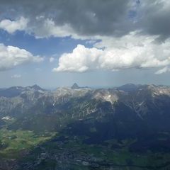 Verortung via Georeferenzierung der Kamera: Aufgenommen in der Nähe von Gemeinde Saalfelden am Steinernen Meer, 5760 Saalfelden am Steinernen Meer, Österreich in 0 Meter